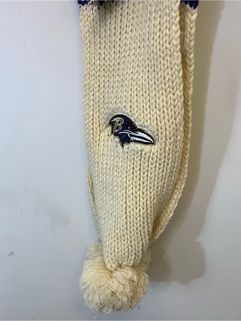 NWT Baltimore Ravens NFL FOCO Confetti Purple Cream Knit Winter Scarf W/ Pompoms